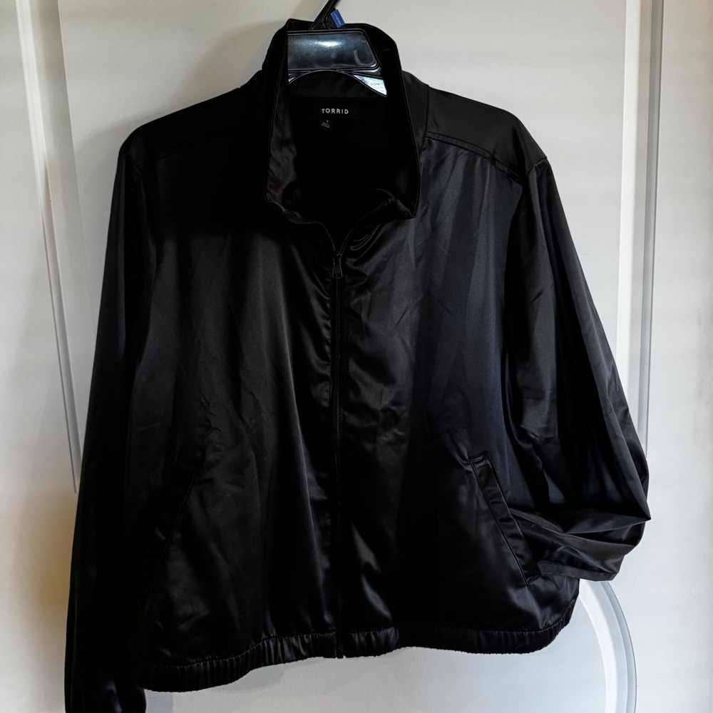 Torrid Bomber Jacket Women 1 Black Satin Zip Up Mock Neck Plus Size Stretch